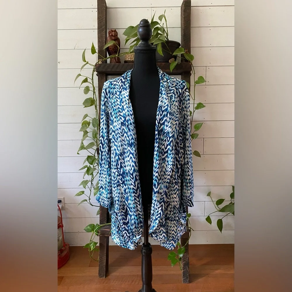 Robert Louis: Blue and White Coastal Grandma Cardigan with Flowing Silhouette